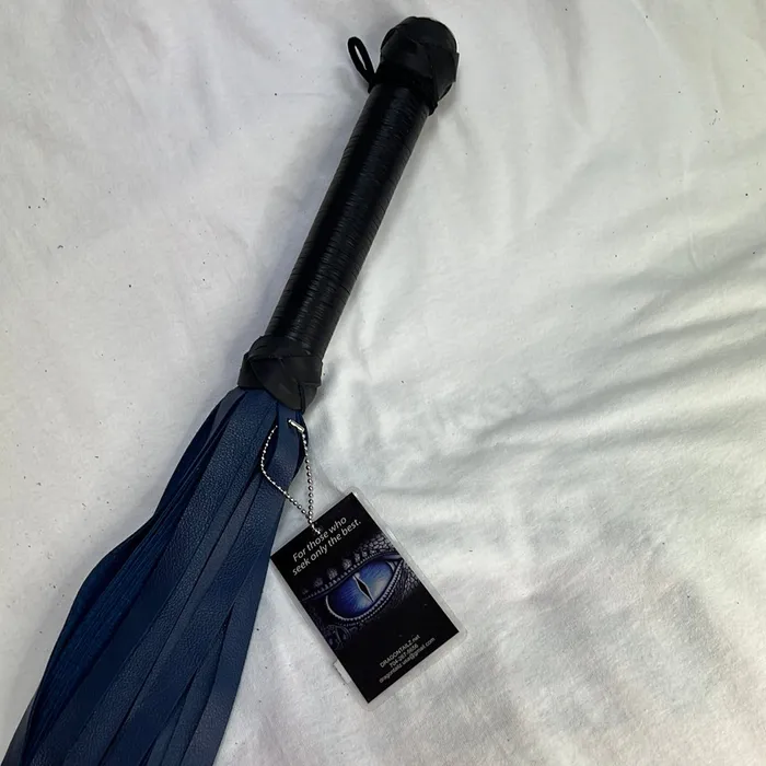 Male Sex Toys Dragontailz Dragontailz Extra Heavy Flogger