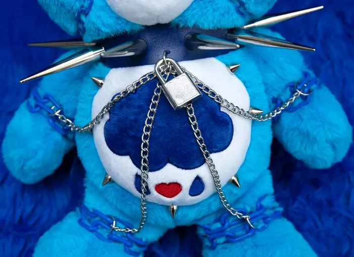The Kinky Peach Vibrators Punk Bear